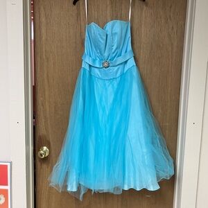 Elegant Aqua Prom Dress